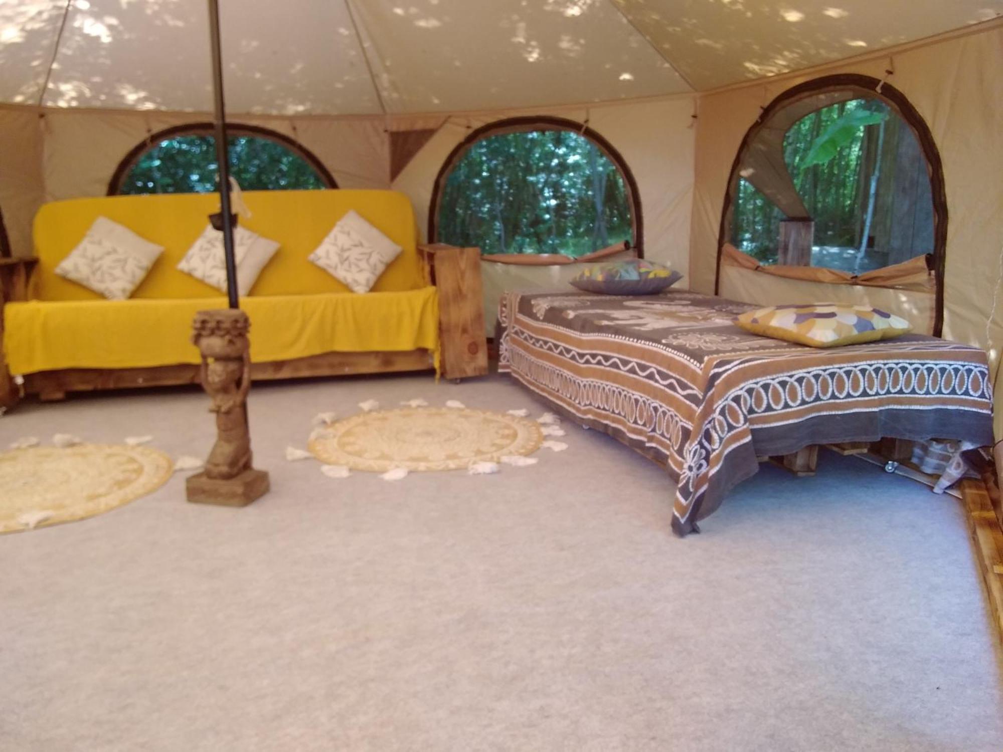 Tente Safari Lodge Dans Foret Luxuriante Vielle-Tursan Dış mekan fotoğraf