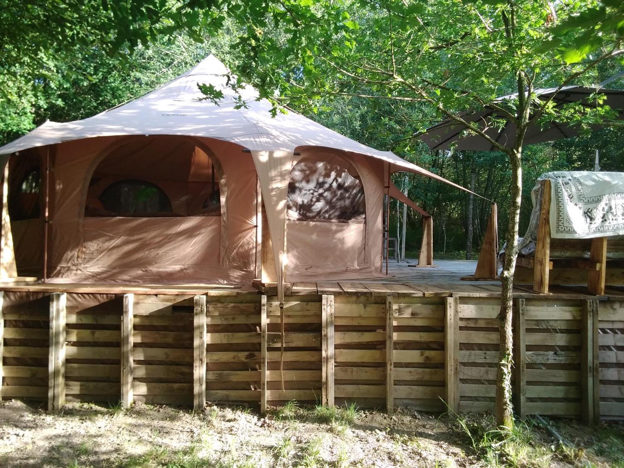 Tente Safari Lodge Dans Foret Luxuriante Vielle-Tursan Dış mekan fotoğraf